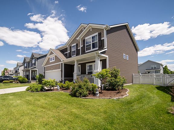 2nd image of 561 S Stonebrook Dr