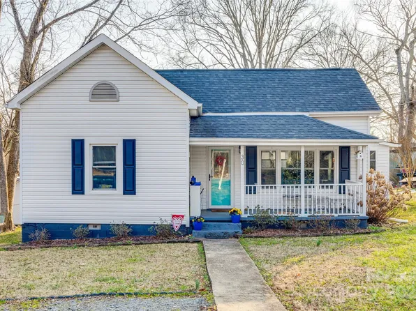 30 Hunter St, York, SC 29745
