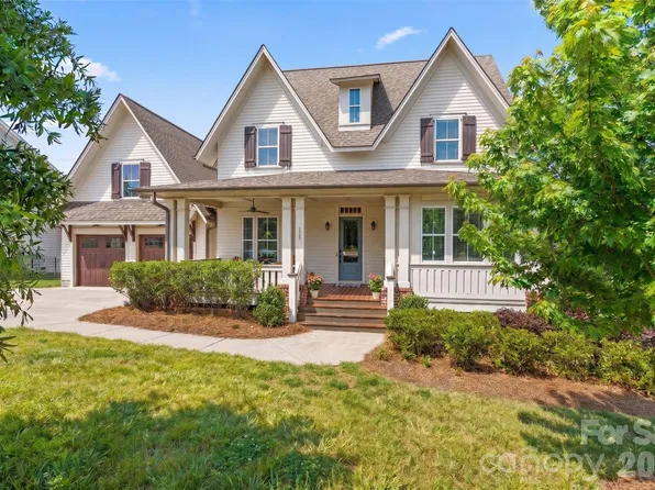559 Preservation Dr, Fort Mill, SC 29715