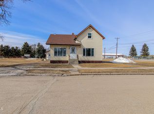 608 2nd Ave, Cando, ND 58324