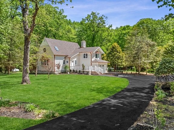 3rd image of 34 Miller Rd