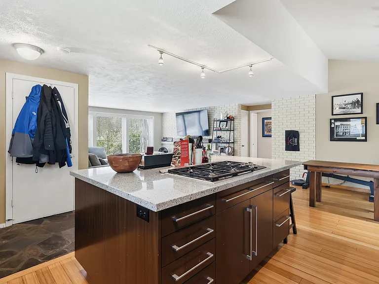 4328 S Perry St — Photo 16