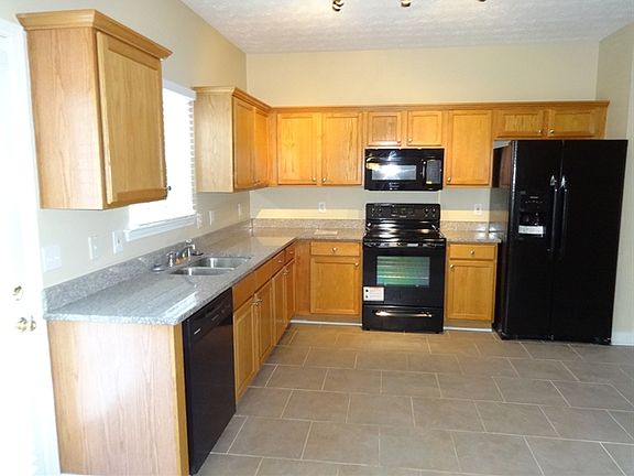 4th image of 108 Puckett Creek Dr