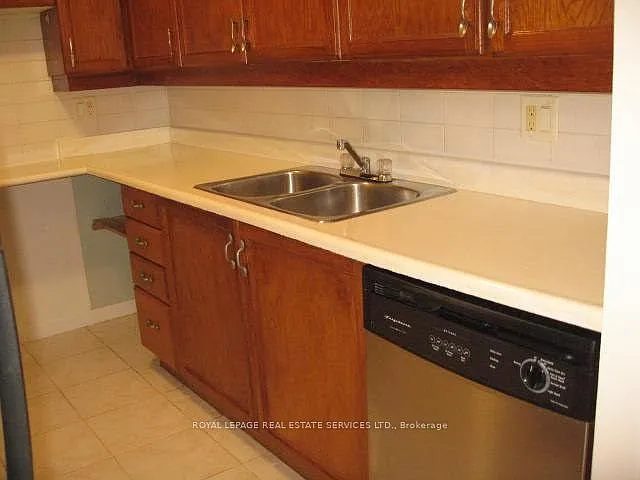 24 Southport St #541 — Photo 9