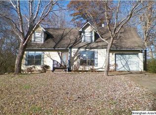 405 Willow Glen Dr, Alabaster, AL 35007