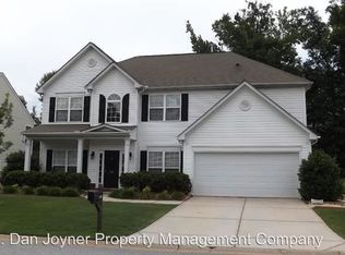 136 Jordan Crest Ct, Simpsonville, SC 29681