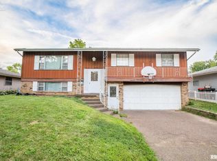 2105 W Newman Pkwy, Peoria, IL 61604