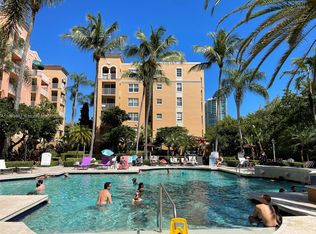 19501 E Country Club Dr #9602, Aventura, FL 33180