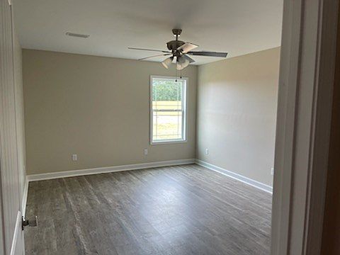 1st image of 902 Forest Dr