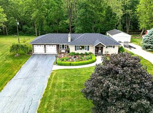 5709 W River Rd, Muncie, IN 47304