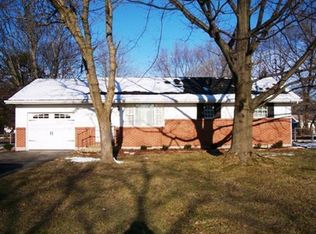 5318 Clearview Dr, Blanchester, OH 45107