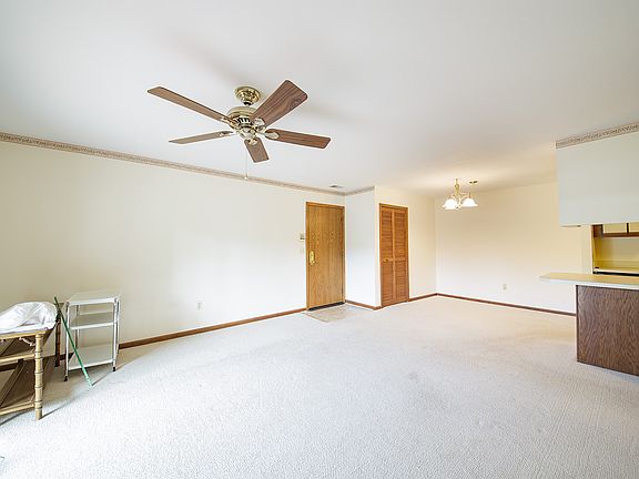 4th image of 1659 Shoemaker Dr #138