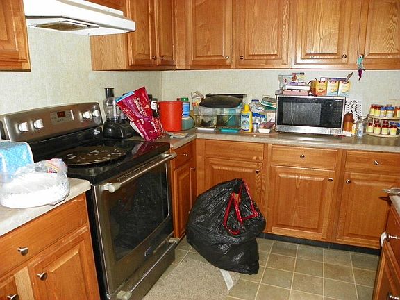 4th image of 3135 Madison St #8270