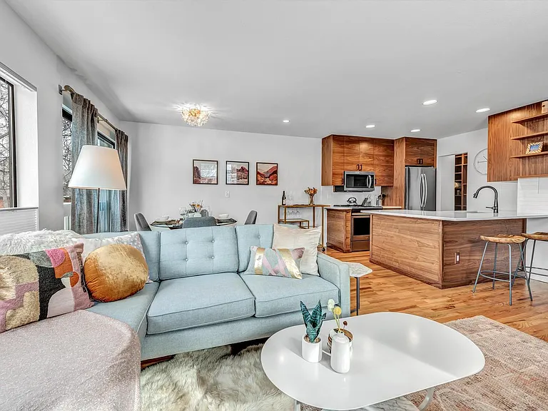 827 Maxwell Ave #A — Photo 6