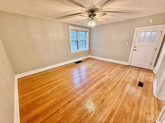 3rd image of 1240-72 Hawthorne Pl #1256-D