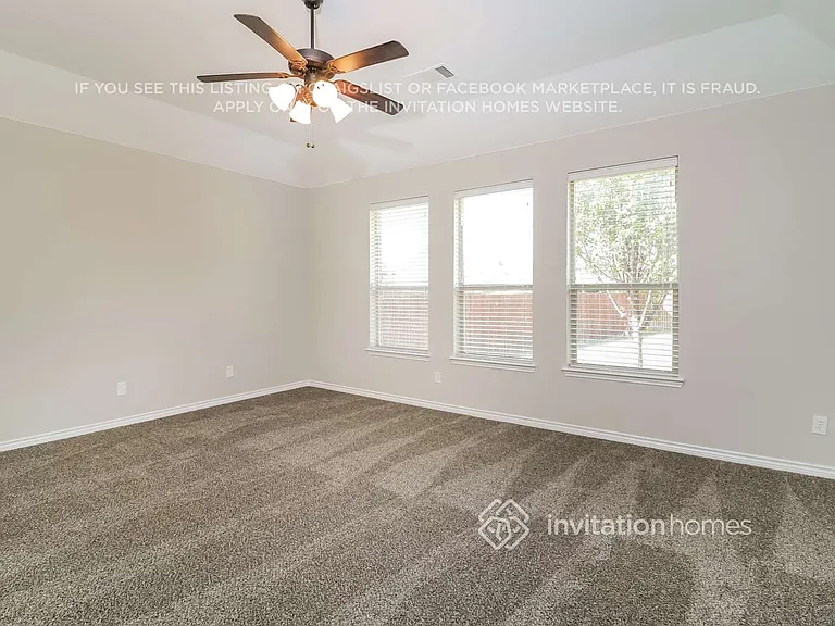 1155 Rosemary Ct — Photo 10