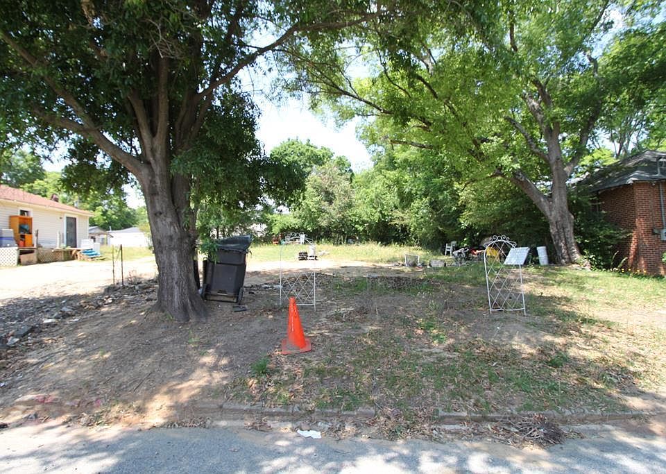 2nd image of 1208 2nd St S