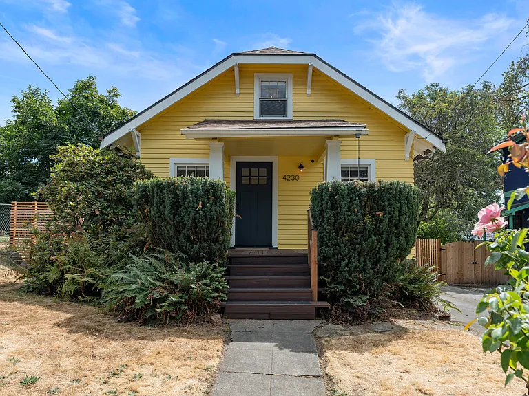 4230 SE Francis St — Photo 2