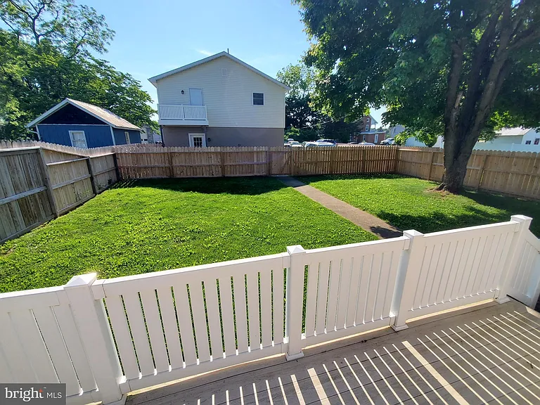 13813 Village Mill Dr — Photo 20