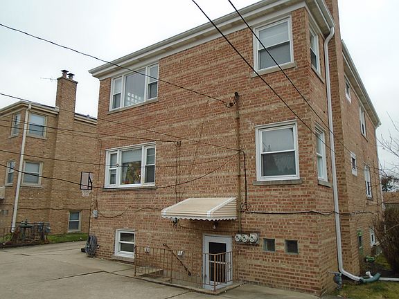 5th image of 8717 N Oketo Ave