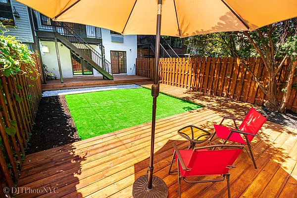 Rented by Douglas Elliman | media 23