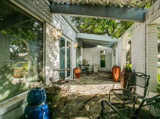 432 Baker Dr, Hurst, TX 76054