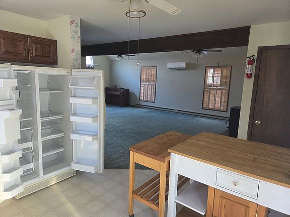 4th image of 115 Sugar Loaf Ln