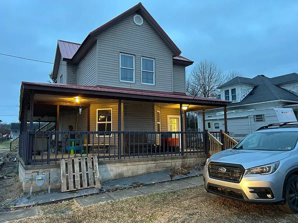 145 Maple St, Newport, OH 45768