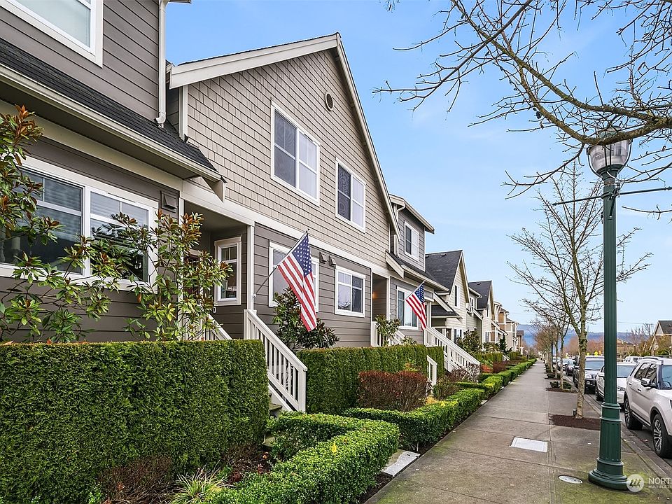 1st image of 2373 NE Park Drive