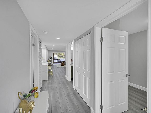 3rd image of 15251 Lakes Of Delray Boulevard #335