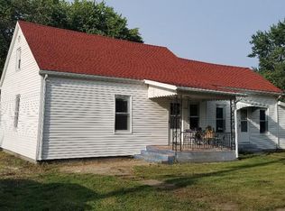 505 Madison St, Kane, IL 62054