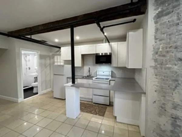 147 Winthrop Rd #2 — Photo 8