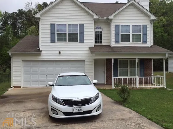 215 Nowell Dr, Fairburn, GA 30213