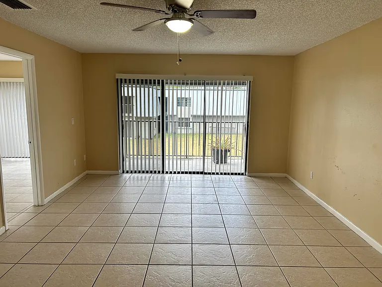 2513 S 17th St #207 — Photo 5