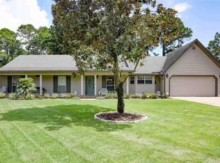 1300 Calcutta Dr, Gulf Breeze, FL 32563