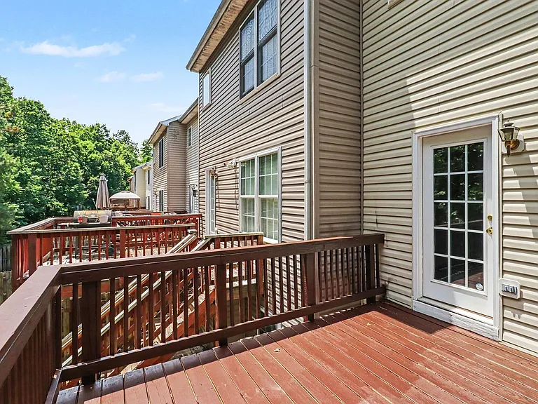23043 Triple Crown Dr — Photo 12