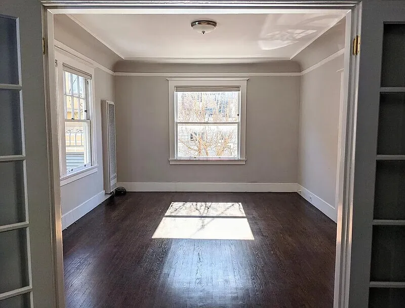 3431 Mission St #2