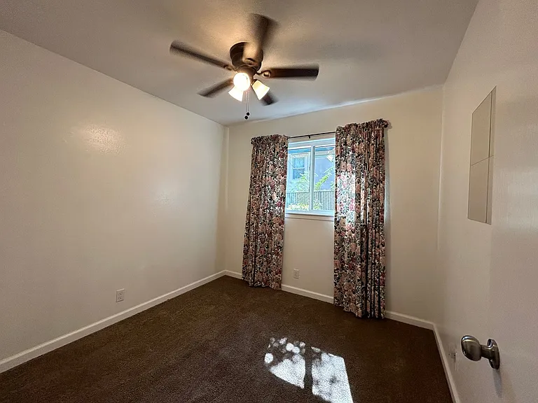 3615 Stauss Ave — Photo 6