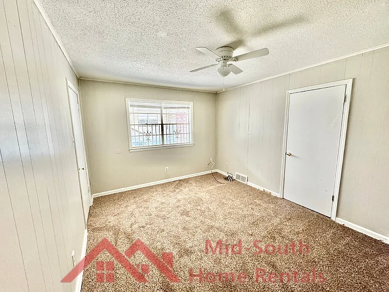 2168 Carnes Ave — Photo 6