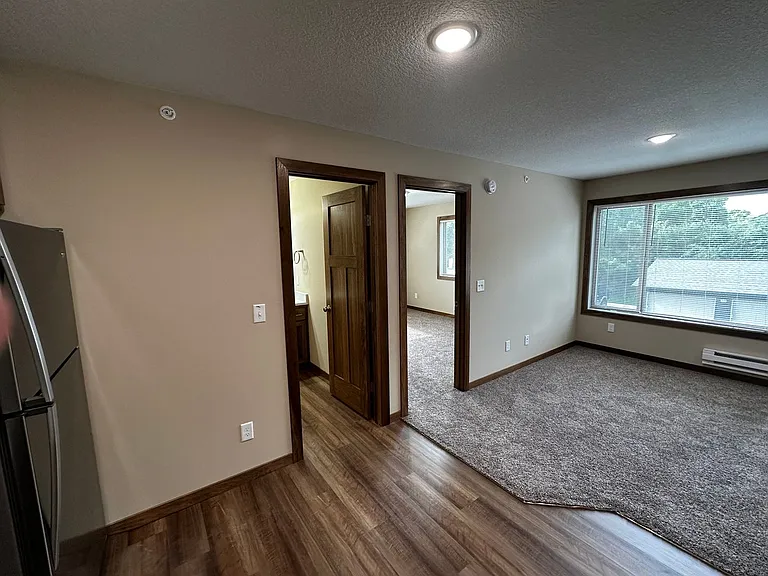 1009 3rd Ave NE — Photo 7