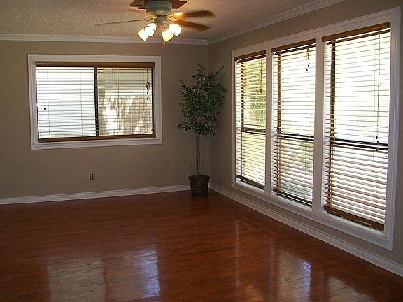 4th image of 13315 Broadmeade Ave