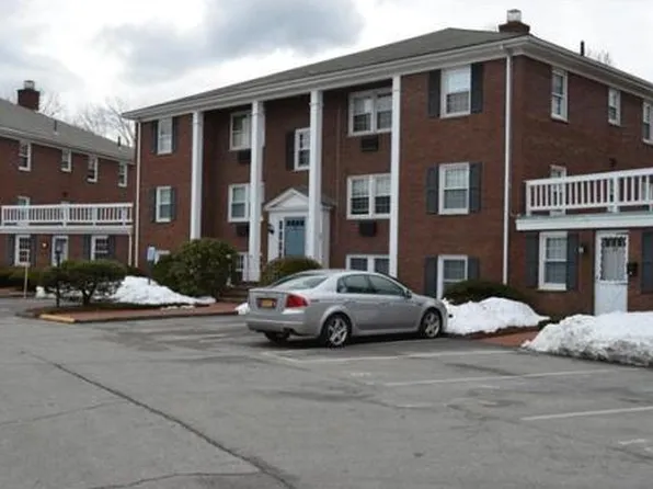 8 Sinai Cir #C, Chelmsford, MA 01824