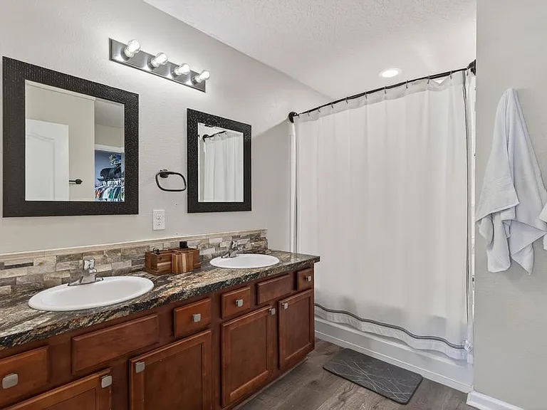 7163 Bedfordshire Ln — Photo 36