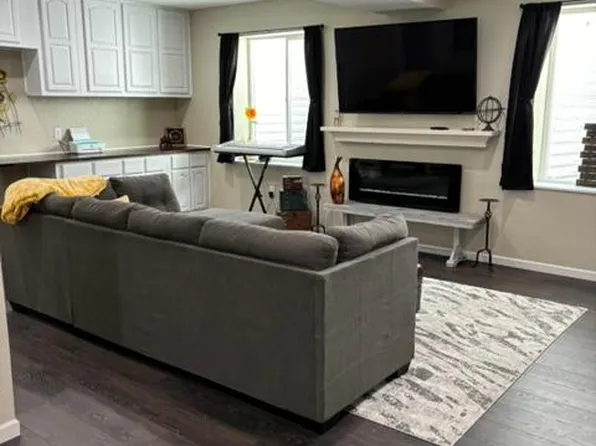 18264 E 44th Ave, Denver, CO 80249