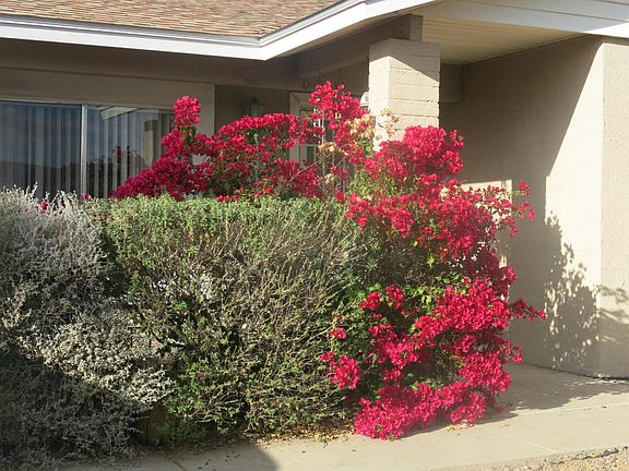 2nd image of 722 W Rockwood Dr