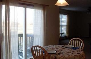 eat-in space leads to rear