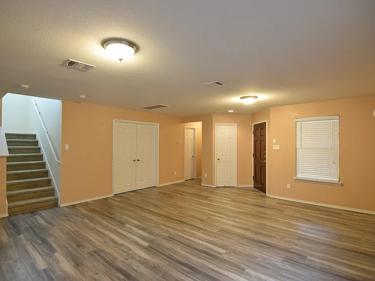 9141 Sage Loop Ct — Photo 11