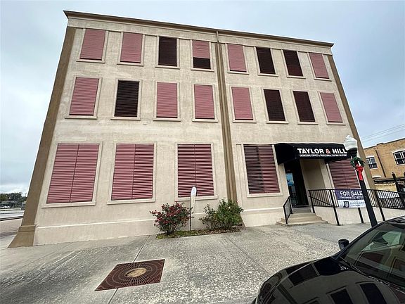 2nd image of 801 6th St N #2