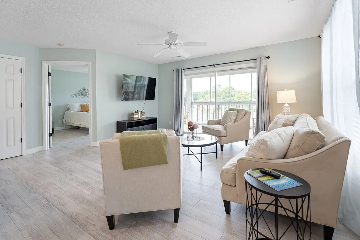2 bed, 2.0 bath, 1085 sqft, $2,100 — Photo 4