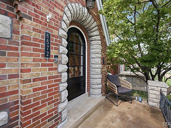 5th image of 6572 Mardel Ave